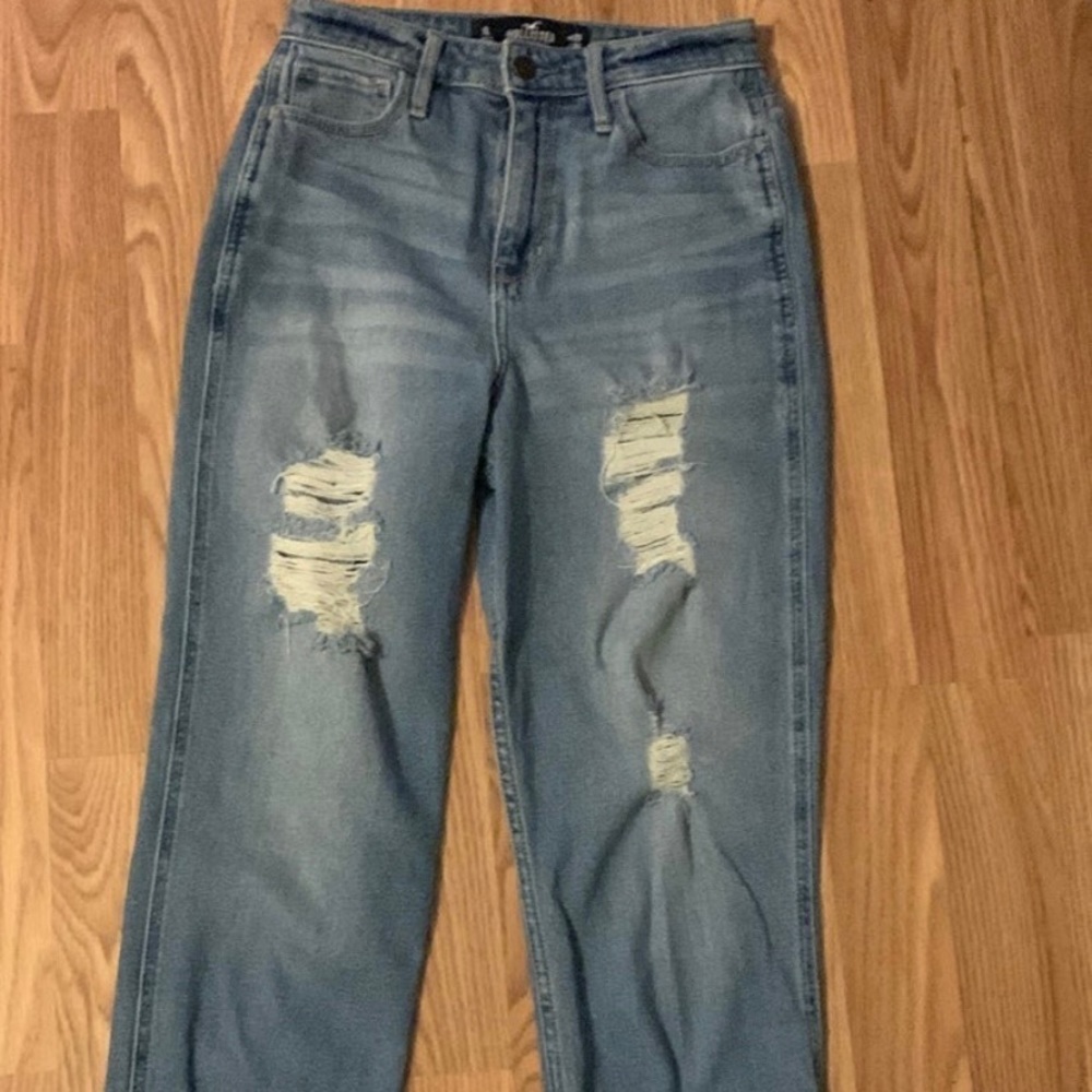 Hollister high rise mom jeans